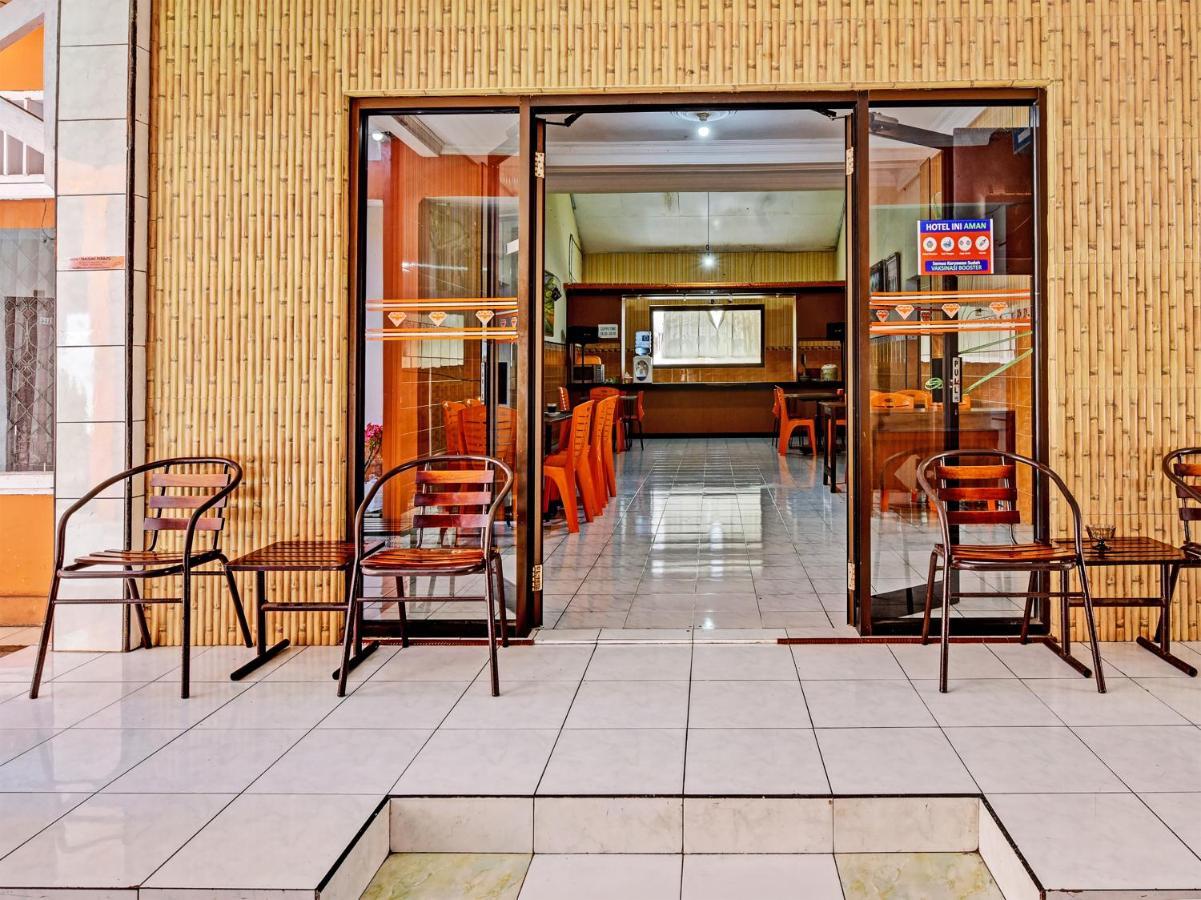 Collection O 91489 Hotel Tanjung Permata سيلاكاب المظهر الخارجي الصورة