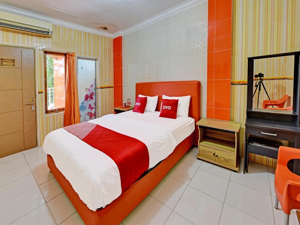 Collection O 91489 Hotel Tanjung Permata سيلاكاب المظهر الخارجي الصورة